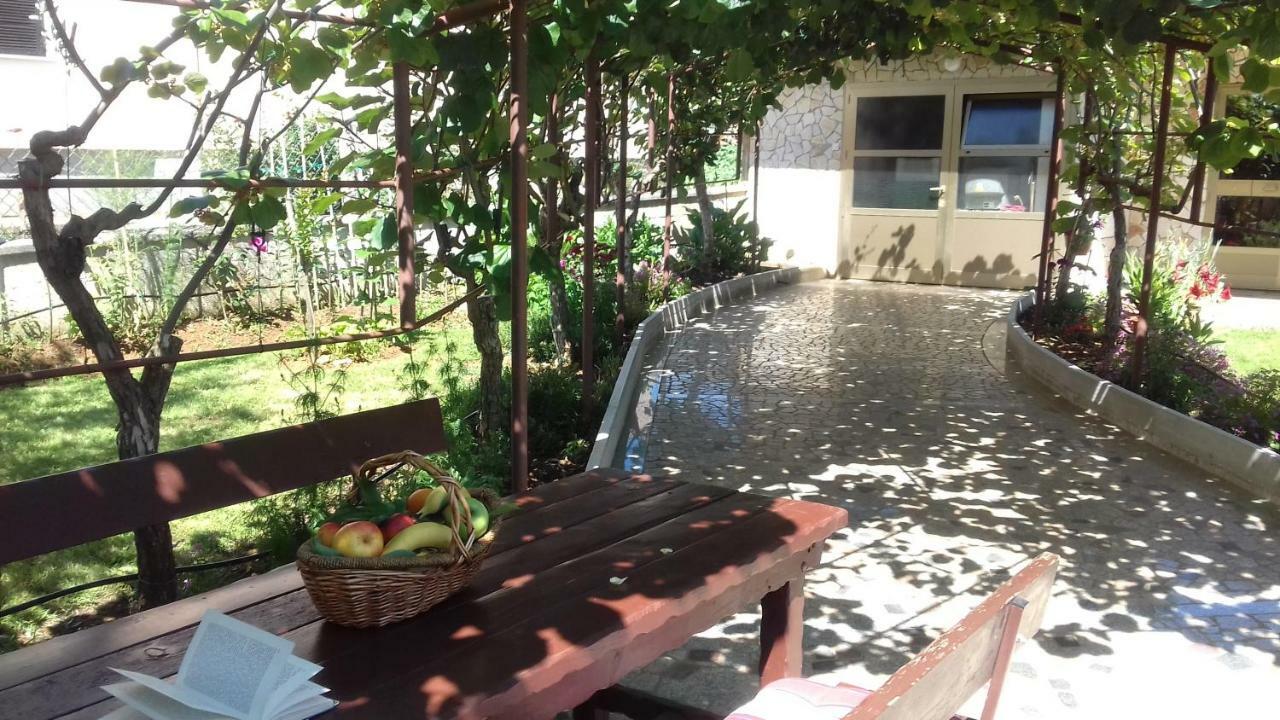 Apartment Anna Porec Bagian luar foto
