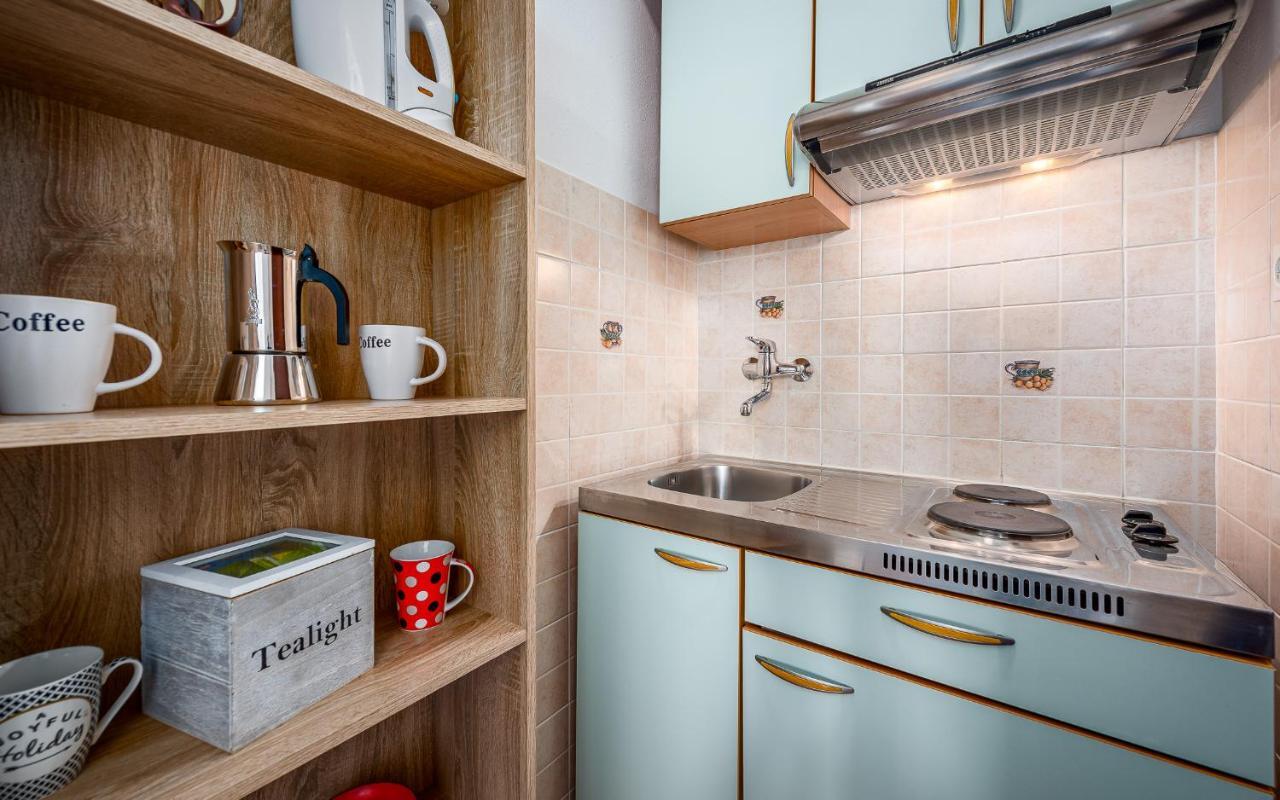 Apartment Anna Porec Bagian luar foto